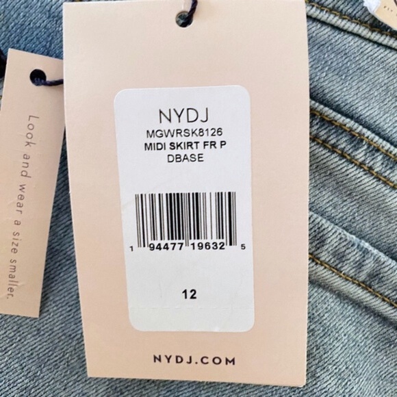 NEW NYDJ Denim Skirt Destructed Radiance 12 - Picture 13 of 17